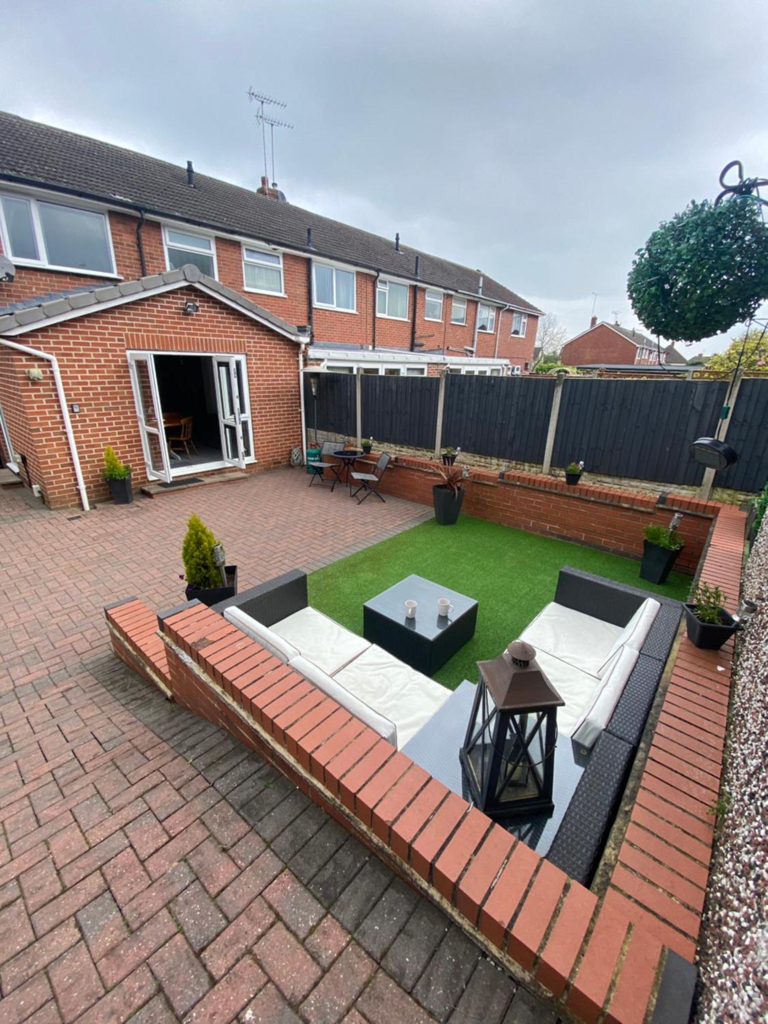 The Brook House - Spacious 3 Bed Home From Home In Burton Bagian luar foto